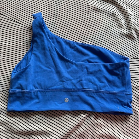 Lululemon Align asymmetrical bra A/B PDBL - Picture 3 of 5